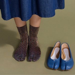 Hansel from Basel Shimmer Tabi Short Crew Socks